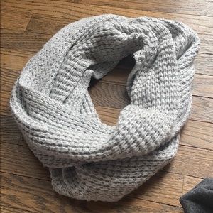 knit infinity scarf
